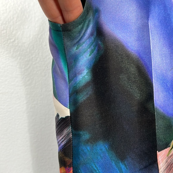 St. John Silk Cotton Printed Midi Length Colorful Fit and Flare Dress size 2 - Picture 10 of 15